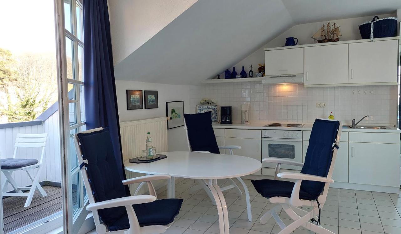 Haus Baltic Sellin By Rujana Lägenhet Exteriör bild